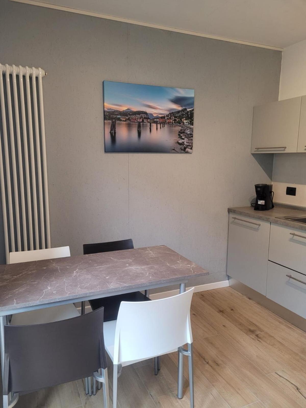 Apartment Sweet Retreat Dro Zewnętrze zdjęcie