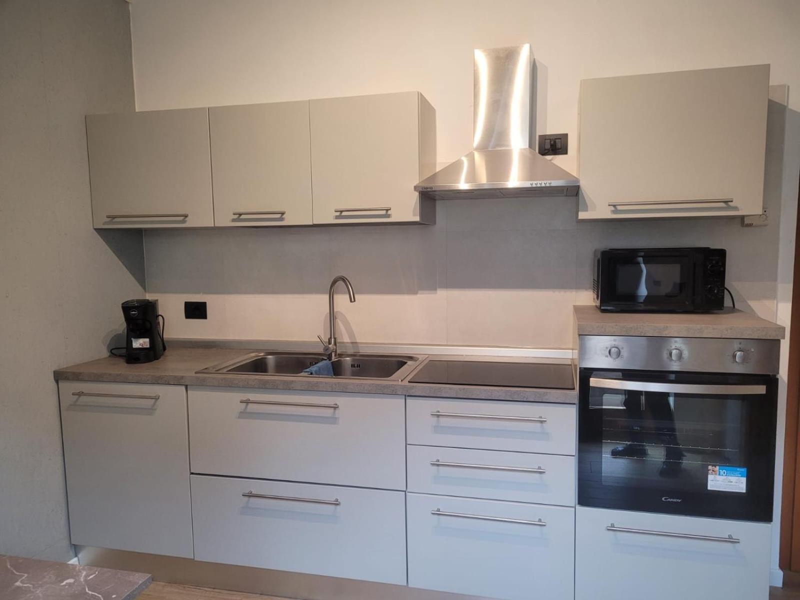 Apartment Sweet Retreat Dro Zewnętrze zdjęcie